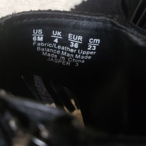 CARLOS SANTANA Jasper Black Suede Fringe Peep Toe Booties 6. - Picture 6 of 8